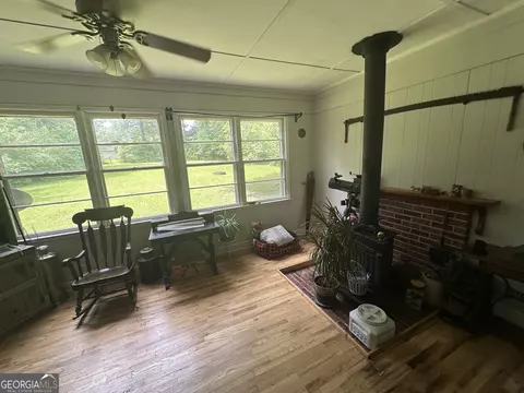 Exterior - 1408 Main St, Perry, GA 31069 photo 7 of 12