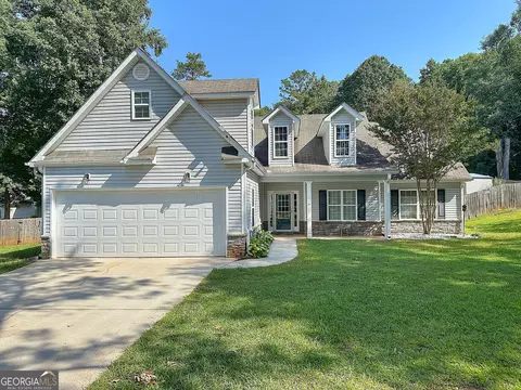 101 Riverchest Dr, Lagrange, GA 30240