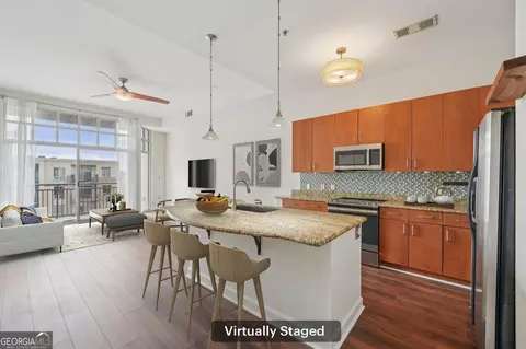 711 Cosmopolitan Dr NE #802, Atlanta, GA 30324