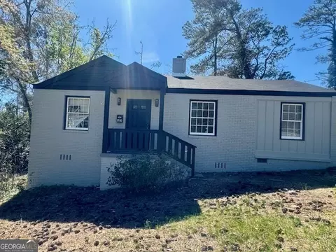 1930 Northbrook Ave, Macon, GA 31201