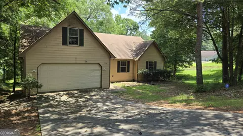 1448 SE Hillside Pl, Conyers, GA 30094