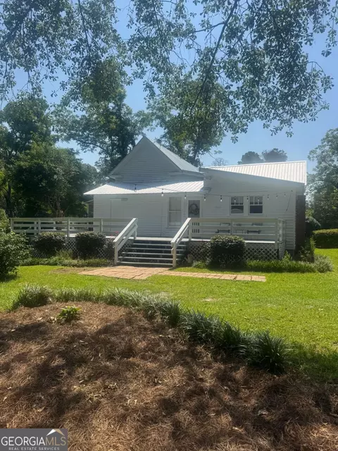 512 NW Main St, Collins, GA 30421 photo 2