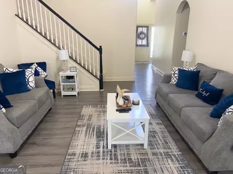 Living - 109 Jasmine Ln, Lagrange, GA 30241 photo 3 of 6