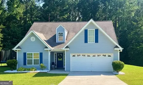 109 Jasmine Ln, Lagrange, GA 30241
