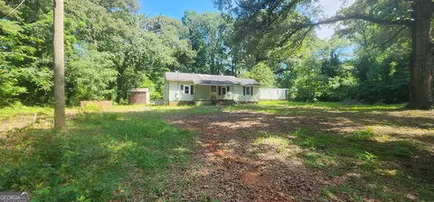 211 W Moores Crossing Rd, Thomaston, GA 30286