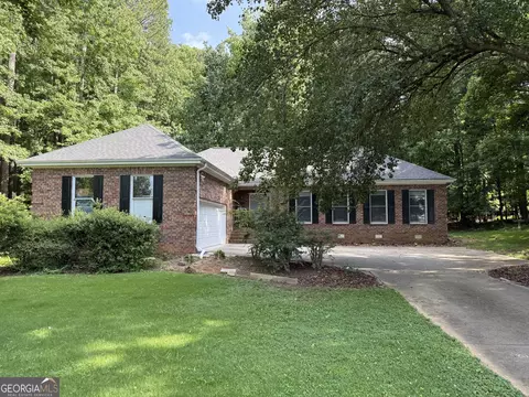 190 W Huntington Rd, Bogart, GA 30622