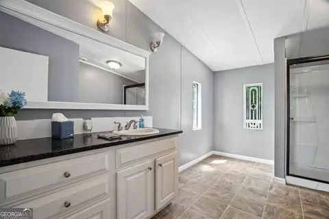 Bath - 734 Harmony School Rd, Jasper, GA 30143 photo 1 of 2