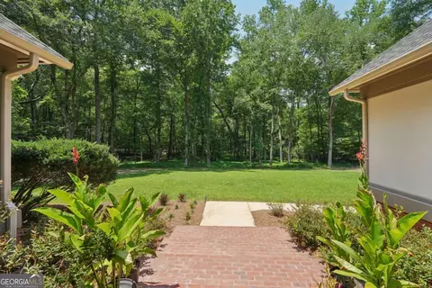 105 Postwood Dr, Fayetteville, GA 30215