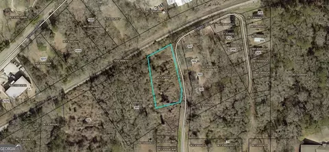 211 Moores Hl, Lagrange, GA 30240