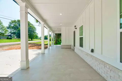 Exterior - 540 Sunset Ave, Comer, GA 30629 photo 10 of 14