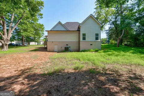 Exterior - 540 Sunset Ave, Comer, GA 30629 photo 13 of 14