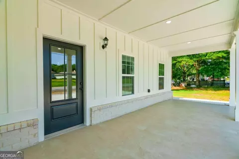 Exterior - 540 Sunset Ave, Comer, GA 30629 photo 9 of 14