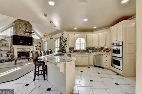 Kitchen - 8455 Abingdon Ln, Duluth, GA 30097 photo 1 of 9