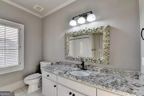 Bath - 8455 Abingdon Ln, Duluth, GA 30097 photo 10 of 12