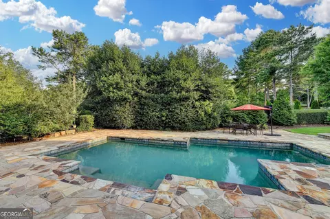 Exterior - 8455 Abingdon Ln, Duluth, GA 30097 photo 3 of 12