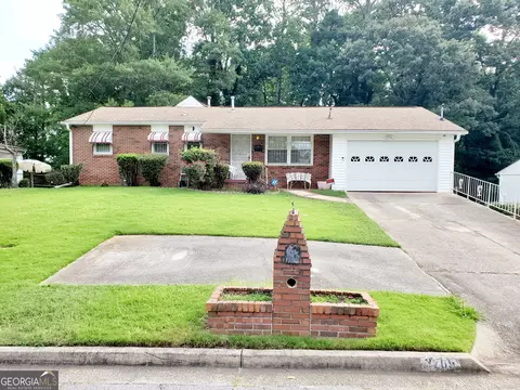 3769 Amber Rd NW, Atlanta, GA 30331