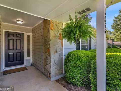 Exterior - 2866 Rosecommons Dr, Hampton, GA 30228 photo 3 of 7