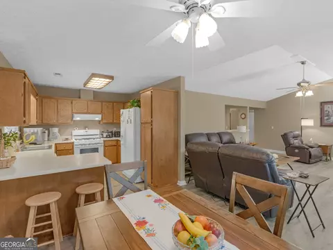 Dining - 2866 Rosecommons Dr, Hampton, GA 30228 photo 1 of 4