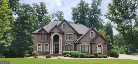 8260 Equinox Ln, Fairburn, GA 30213