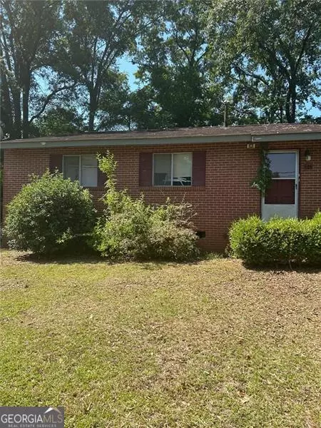 123 SE Lee Dr SE #123, Milledgeville, GA 31061