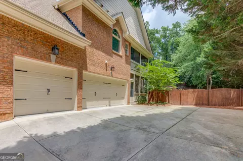 Exterior - 2748 Hidden Falls Dr, Buford, GA 30519 photo 2 of 6