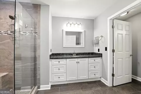 Bath - 119 Ridgemore Cir, Toccoa, GA 30577 photo 2 of 5