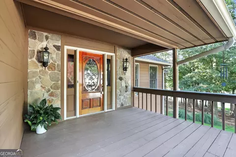 Exterior - 119 Ridgemore Cir, Toccoa, GA 30577 photo 7 of 12