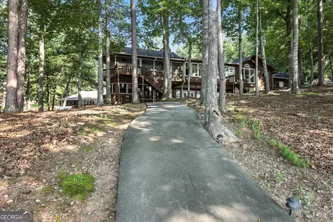 Exterior - 119 Ridgemore Cir, Toccoa, GA 30577 photo 4 of 12