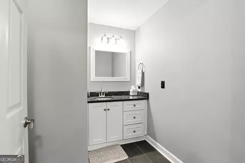 Bath - 119 Ridgemore Cir, Toccoa, GA 30577 photo 3 of 5