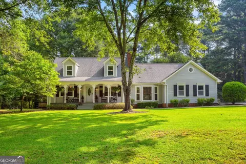 207 Lees Lake Rd, Fayetteville, GA 30214