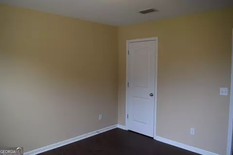 Bedroom - 504 Bryant Lake Blvd, Lagrange, GA 30241 photo 5 of 5