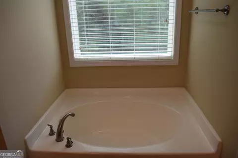 Other - 504 Bryant Lake Blvd, Lagrange, GA 30241 photo 3 of 4