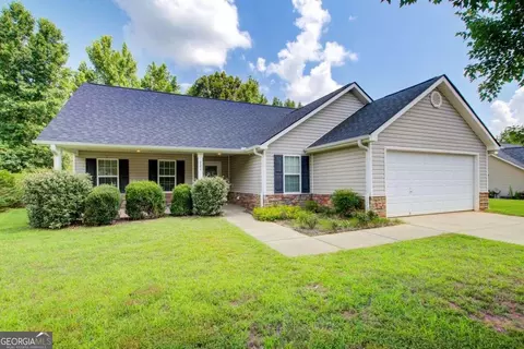 221 Glenview Trl, Griffin, GA 30224