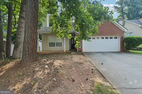 686 Shore Ln, Lithonia, GA 30058