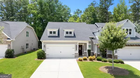 4554 Grenadine Cir, Acworth, GA 30101