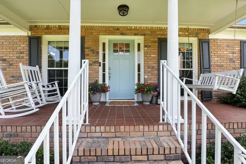 123 Willowdell Dr, Toccoa, GA 30577