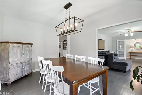 Dining - 123 Willowdell Dr, Toccoa, GA 30577 photo 2 of 2
