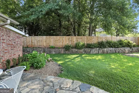 Exterior - 123 Willowdell Dr, Toccoa, GA 30577 photo 6 of 8