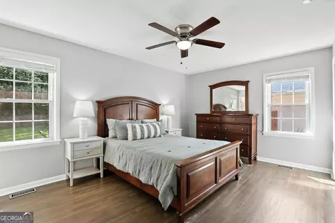 Bedroom - 123 Willowdell Dr, Toccoa, GA 30577 photo 3 of 5