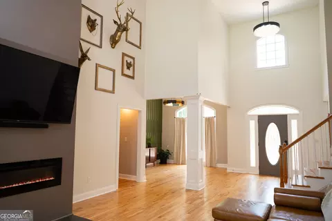 Entry Way - 108 Hunters Ridge Dr, Lagrange, GA 30240 photo 1 of 12