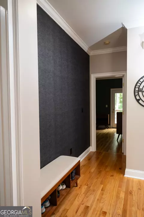 Entry Way - 108 Hunters Ridge Dr, Lagrange, GA 30240 photo 7 of 12