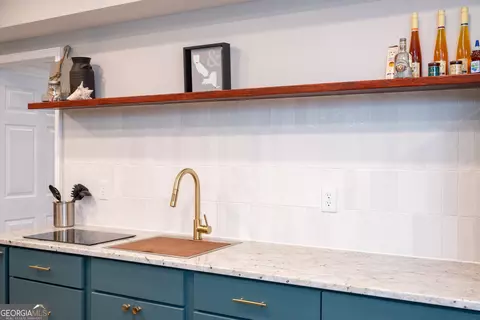 Kitchen - 108 Hunters Ridge Dr, Lagrange, GA 30240 photo 8 of 10