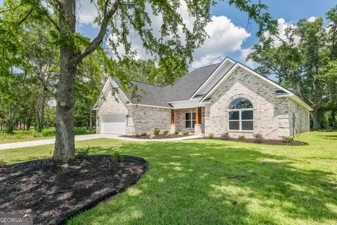 54 River Rdg, Hawkinsville, GA 31036