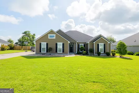 11 Barrett Ln, Lakeland, GA 31635