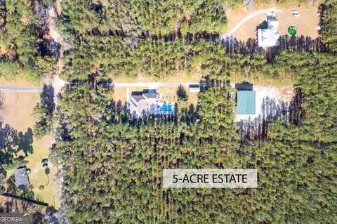 625 Bodaford Rd, Richmond Hill, GA 31324