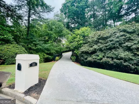 325 Tradea Tarn, Roswell, GA 30076