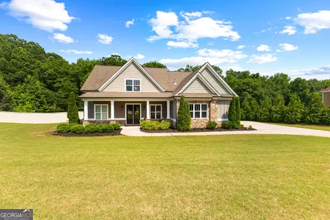 195 Berry Hill Ln, Tyrone, GA 30290