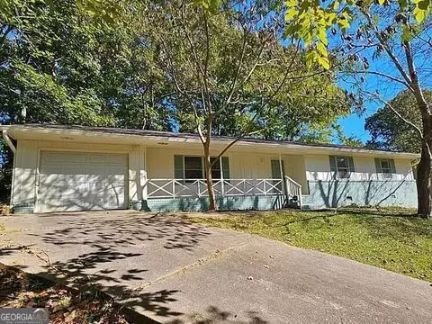 1596 Allgood Rd, Stone Mountain, GA 30083