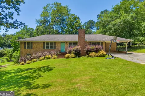 511 Ridgecrest Dr, Elberton, GA 30635