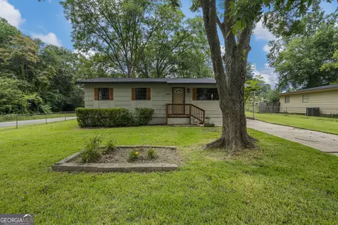 2808 3rd Ave, Phenix City, AL 36867